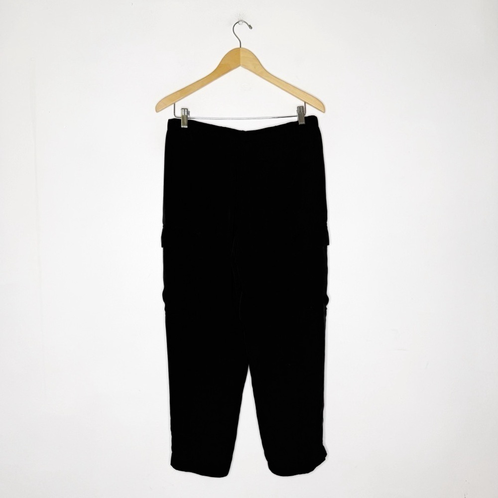 Theory Black Relaxed Fit Cargo Ankle Pants Size Medium | Pull-On Style - Picture 3 of 7